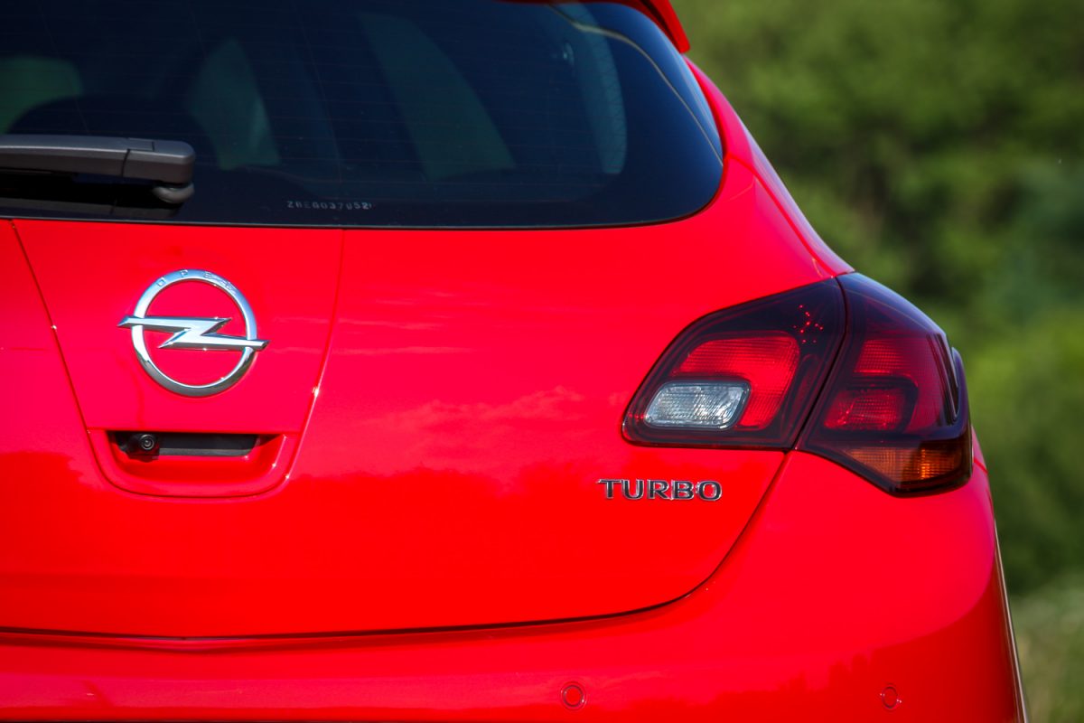 OPEL ASTRA J