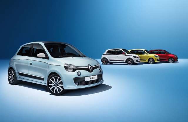 Kicsit 500, elég retró, itt a cuki Renault Twingo