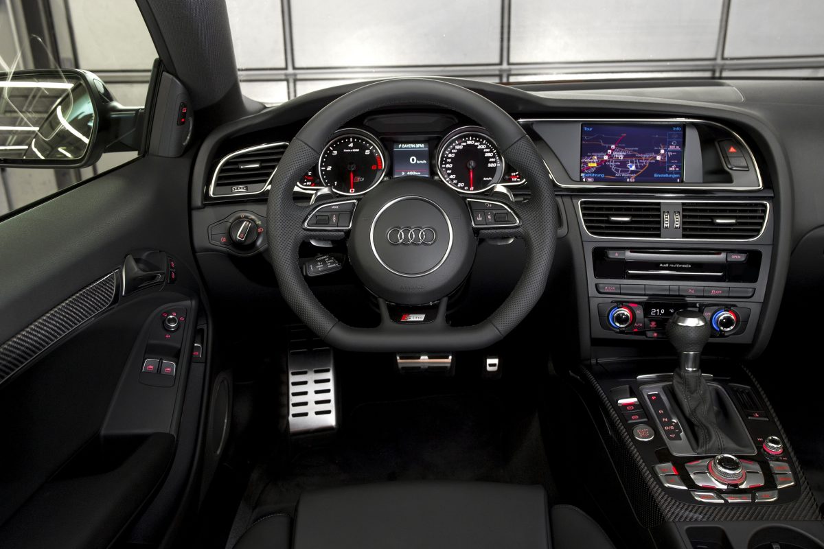 AUDI