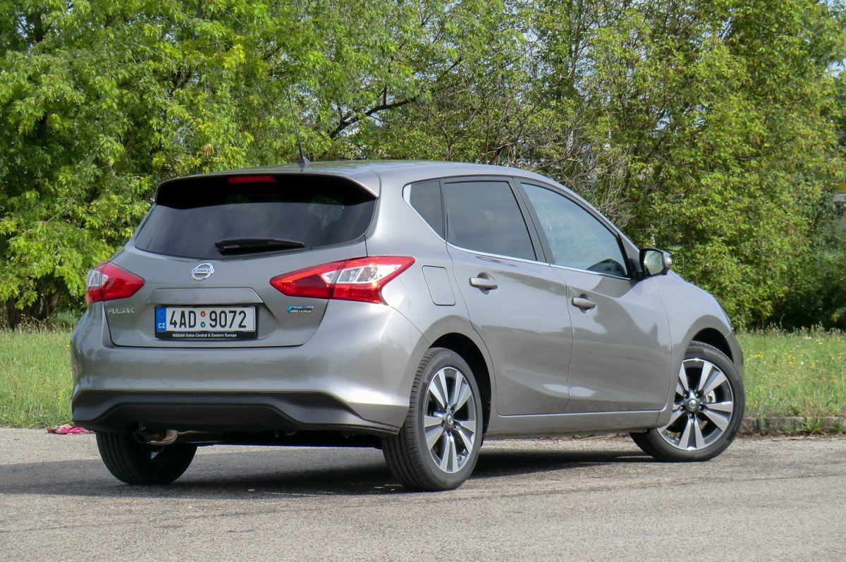 NISSAN PULSAR