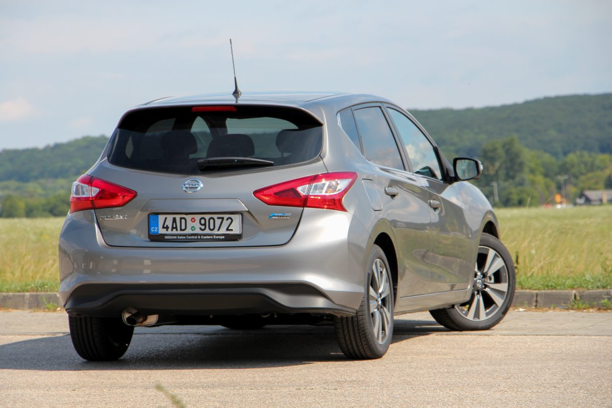 NISSAN PULSAR