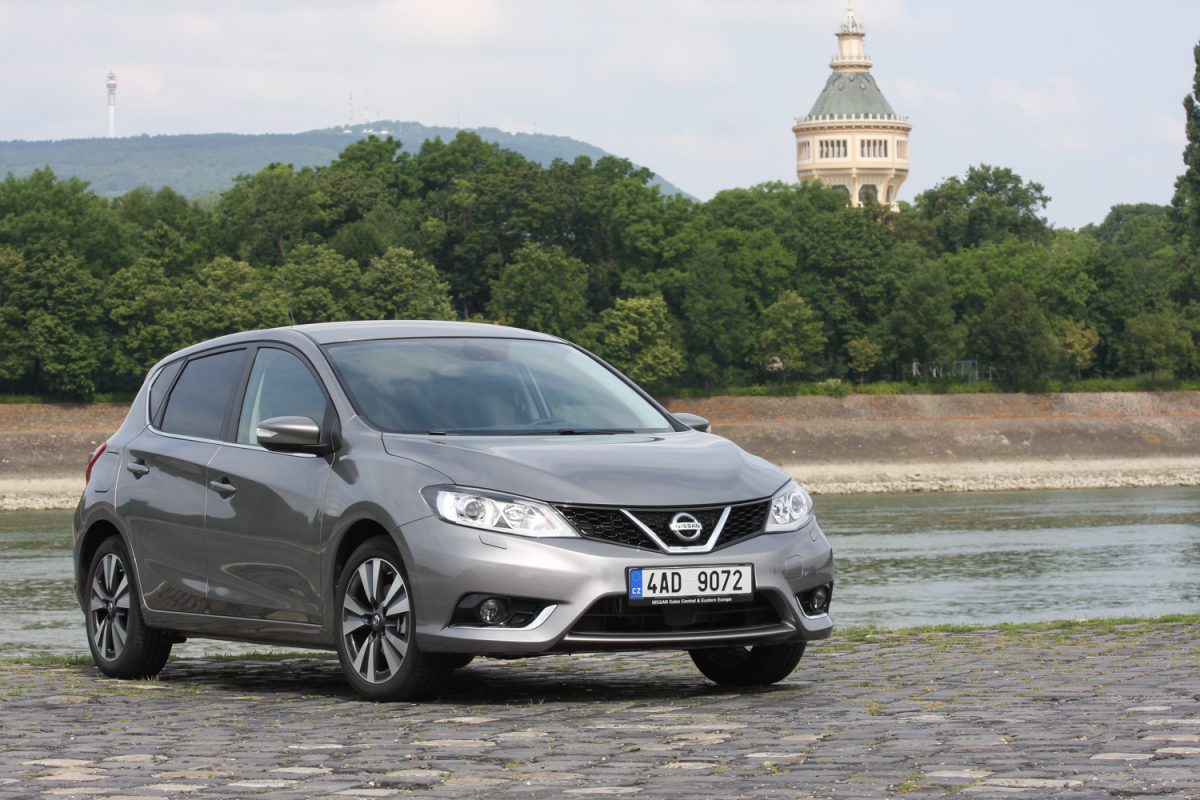 NISSAN
