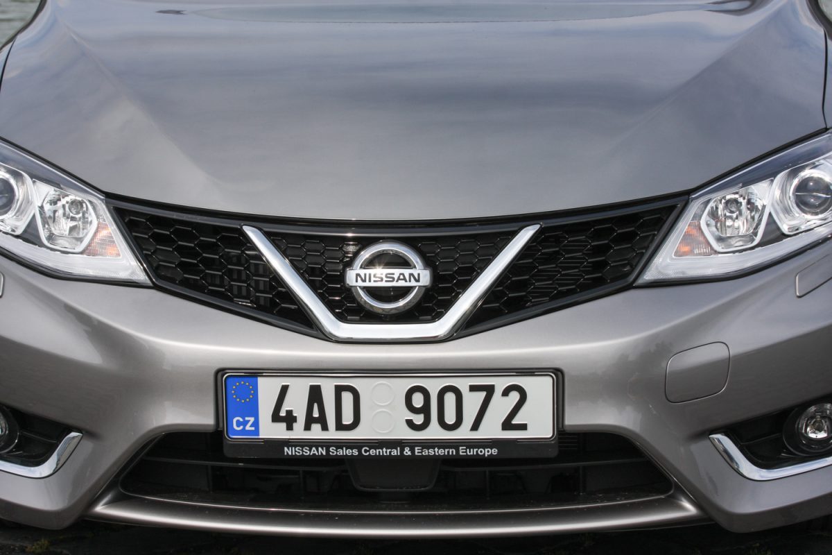 NISSAN