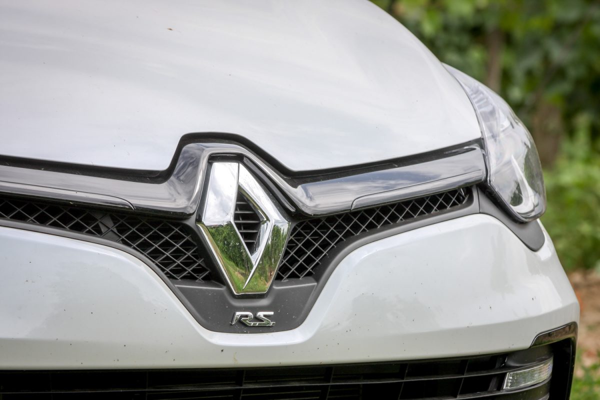 RENAULT