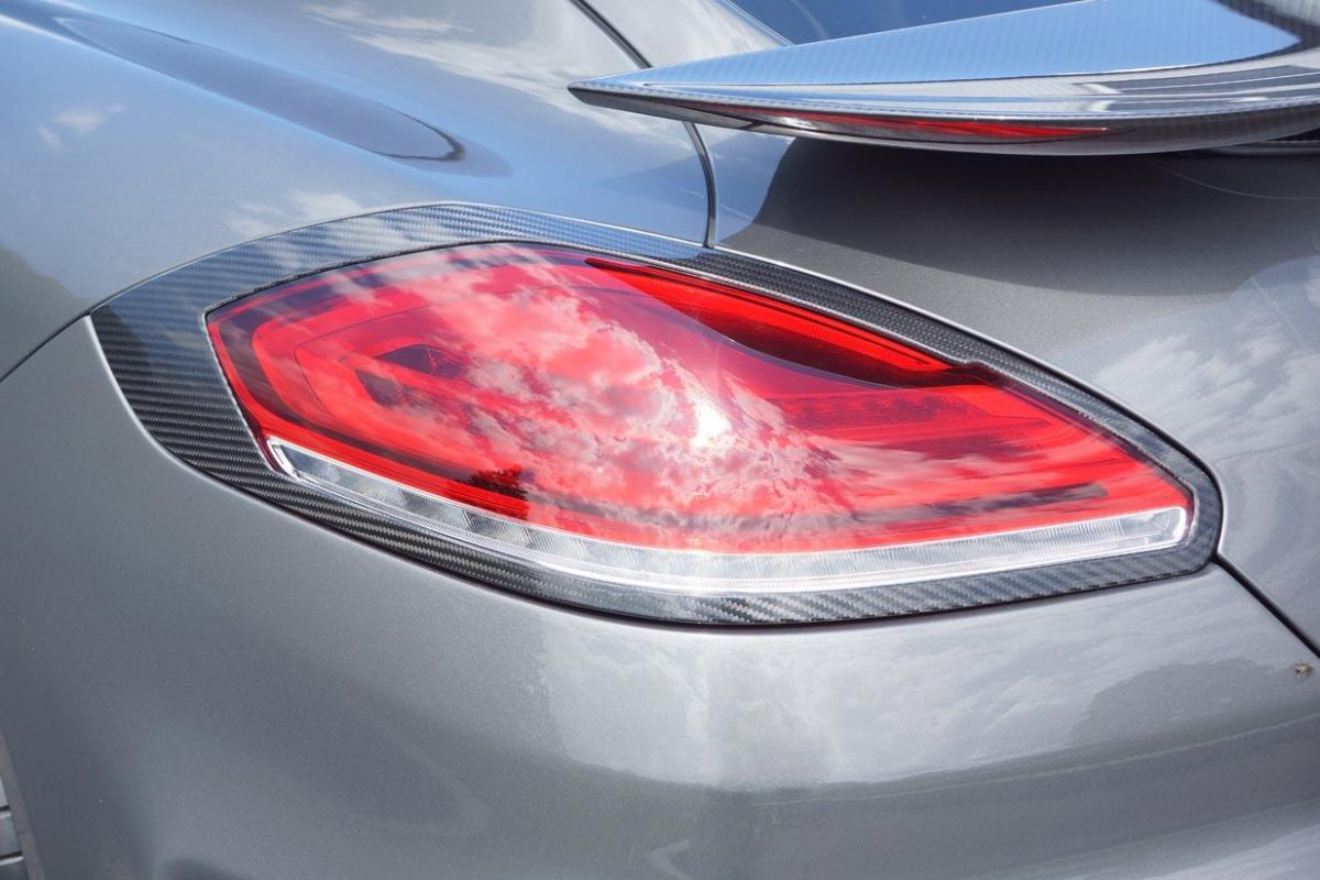 PORSCHE