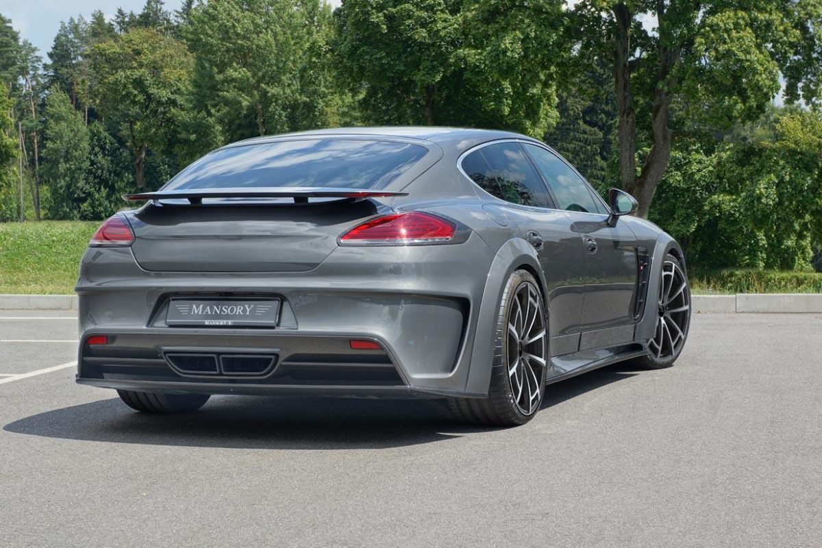 PORSCHE