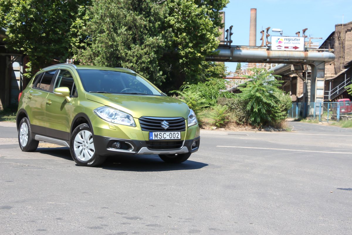 SUZUKI