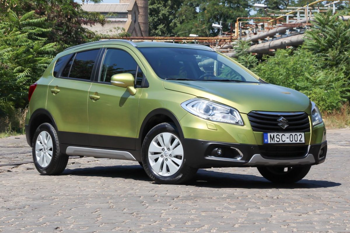SUZUKI