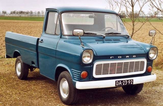 A munka hőse: közel ötvenéves a Ford Transit
