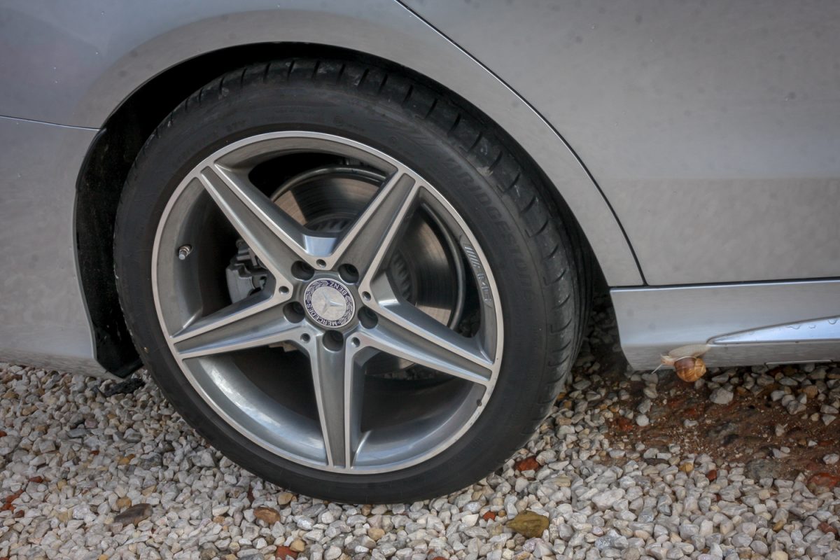 MERCEDES-BENZ