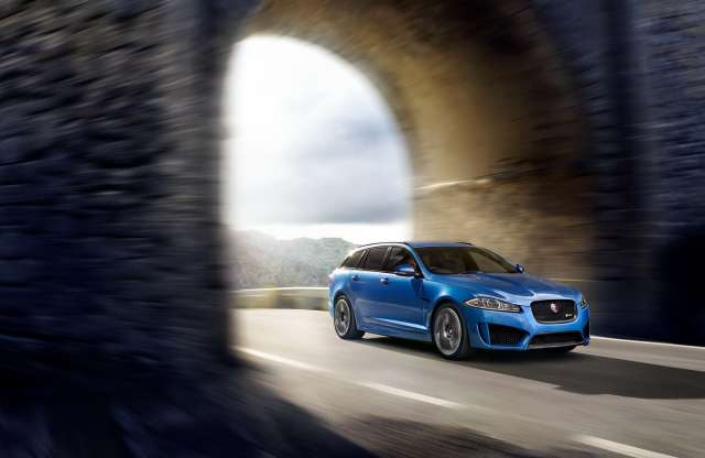 Az új brit sportkombi: Jaguar XFR-S Sportbrake