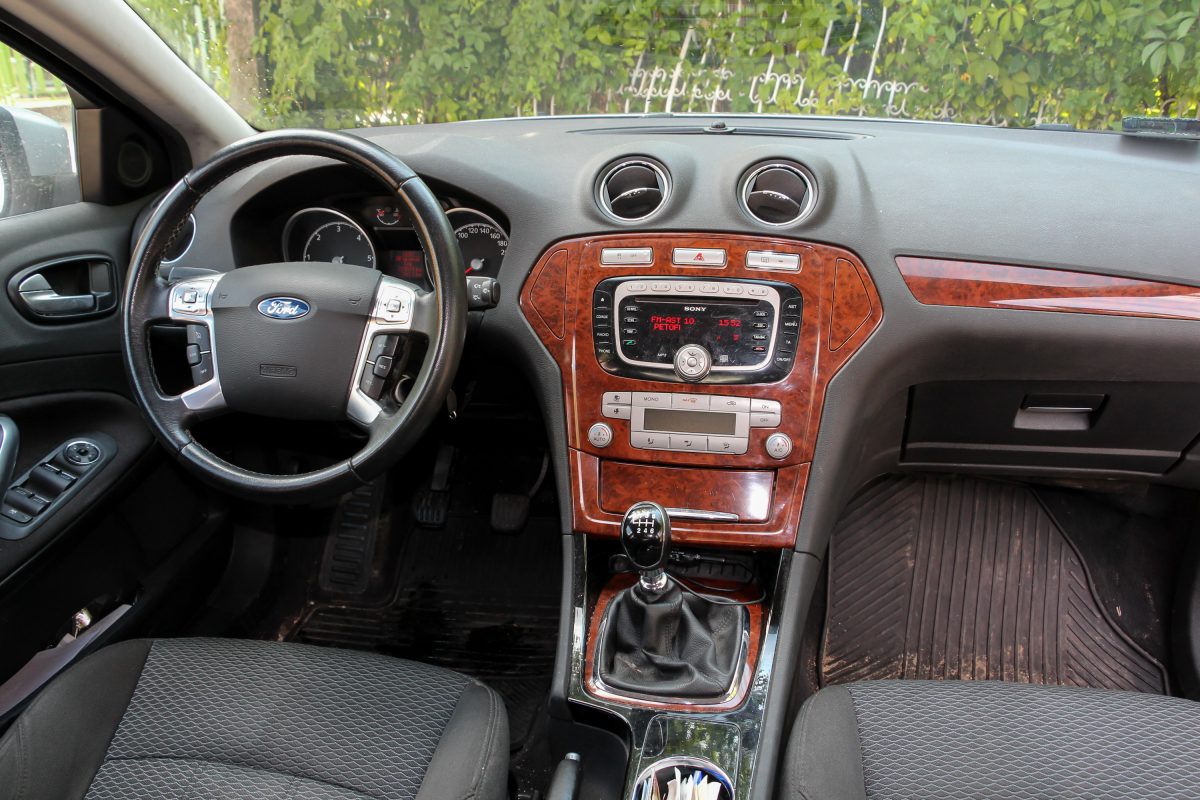 FORD MONDEO