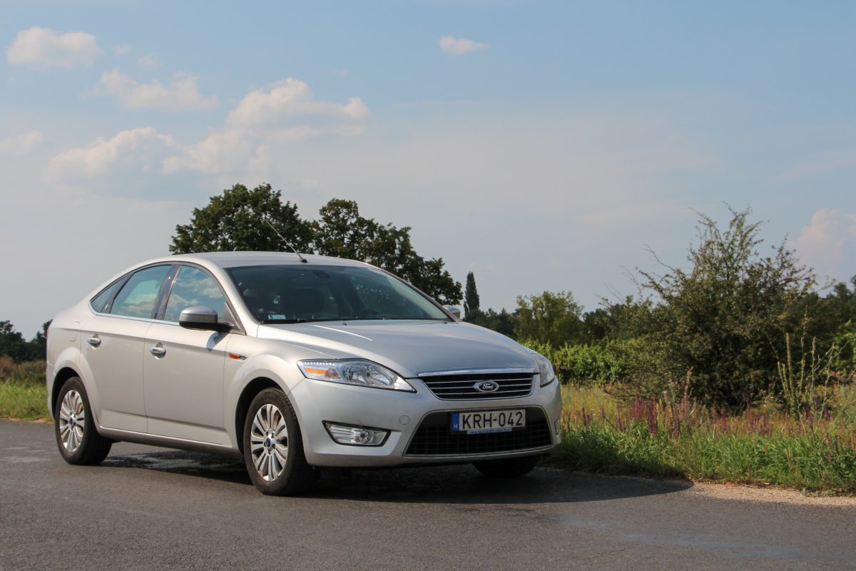 FORD MONDEO