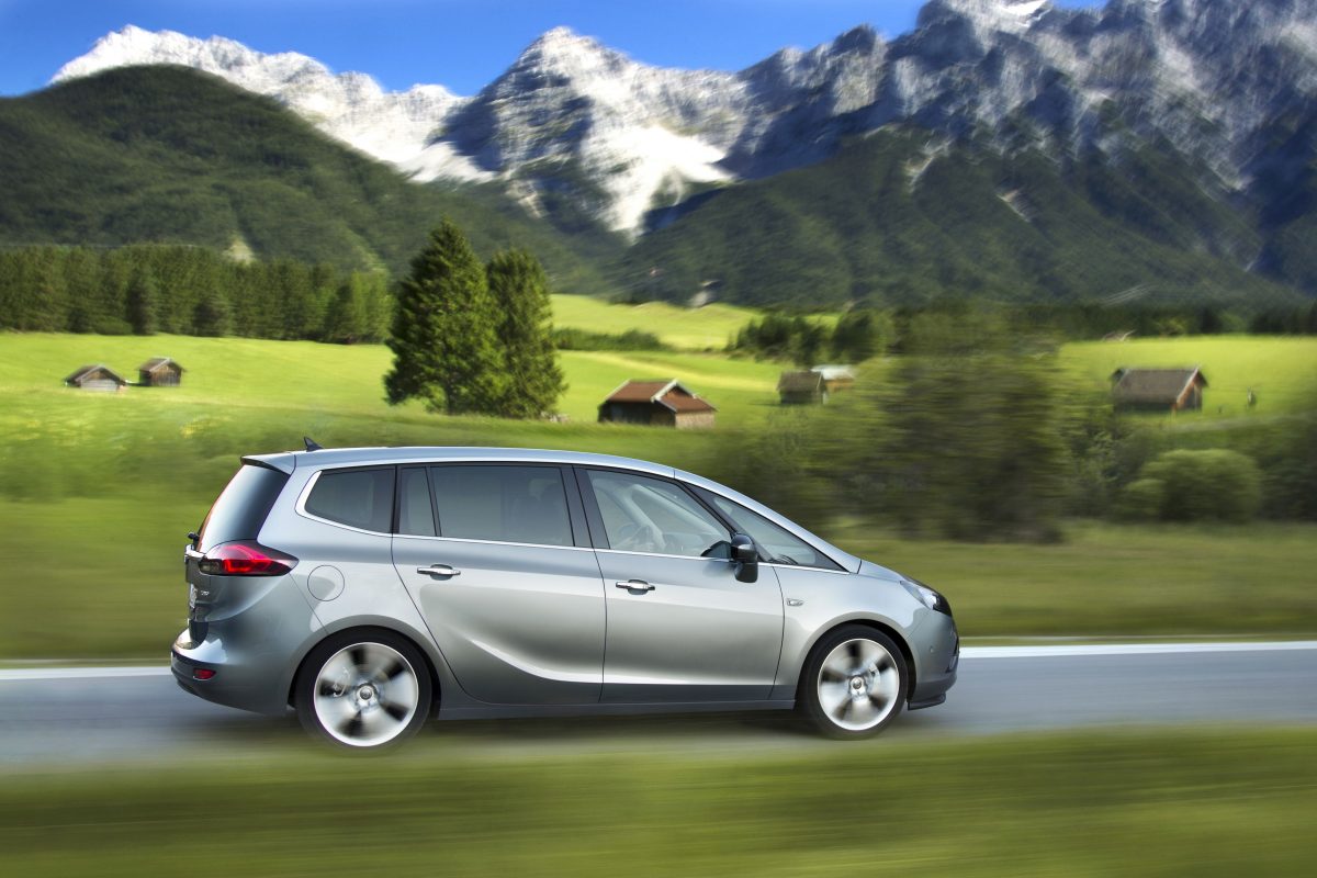 OPEL ZAFIRA TOURER