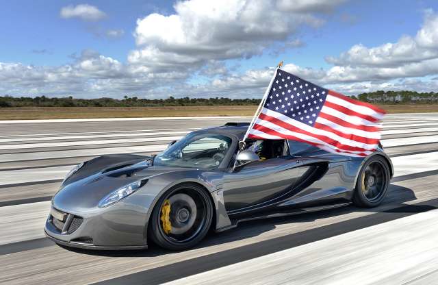 A Venom a leggyorsabb, de a Veyron a rekorder