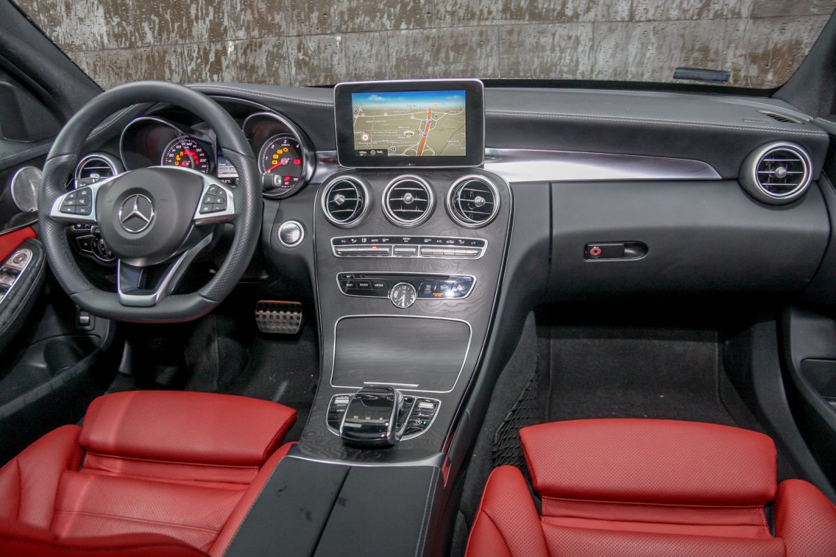MERCEDES-BENZ C-OSZTÁLY