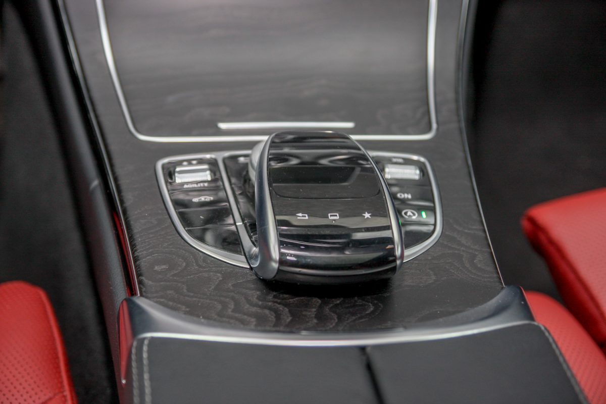 MERCEDES-BENZ C-OSZTÁLY