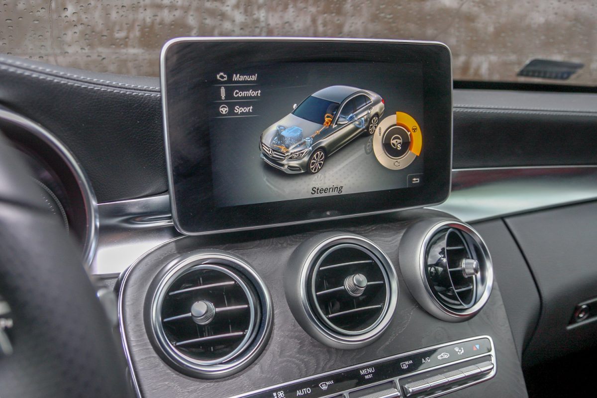 MERCEDES-BENZ