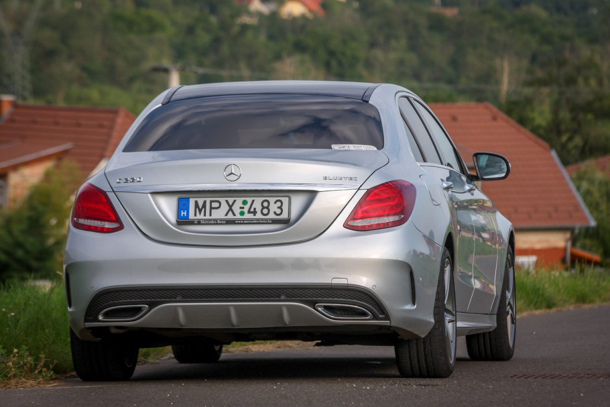 MERCEDES-BENZ