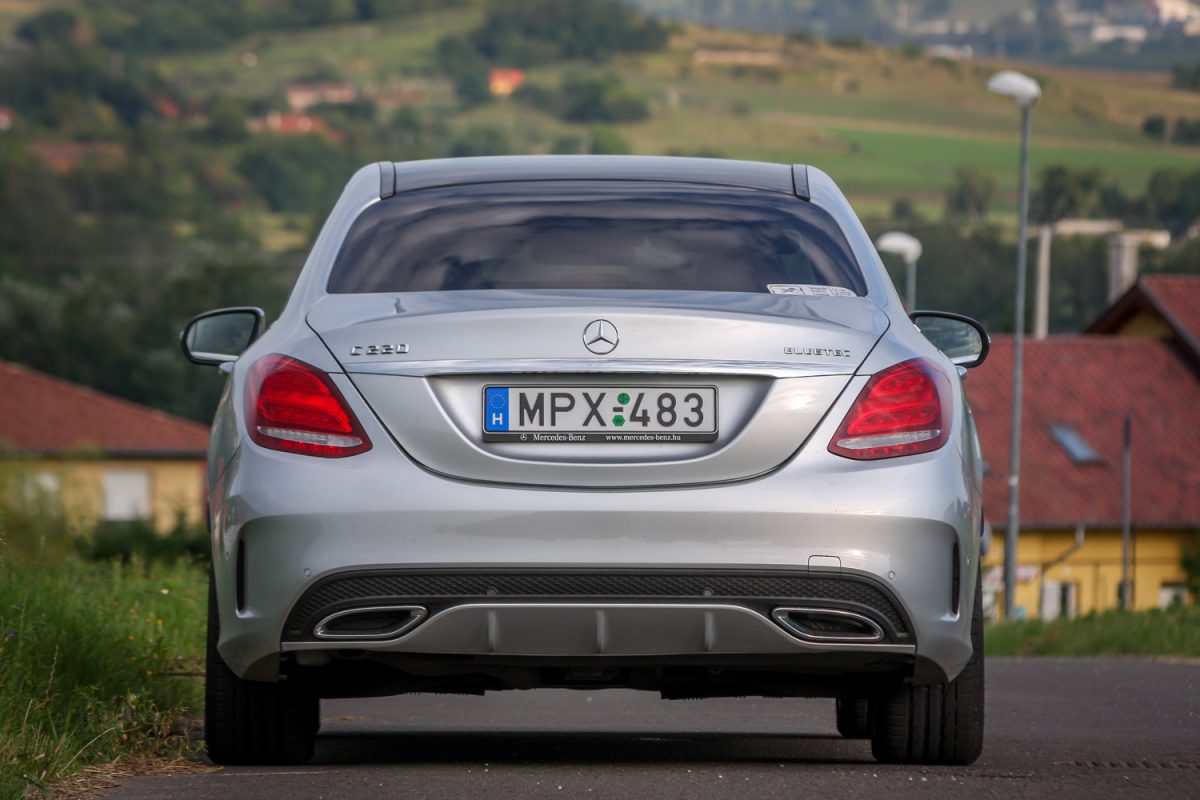 MERCEDES-BENZ