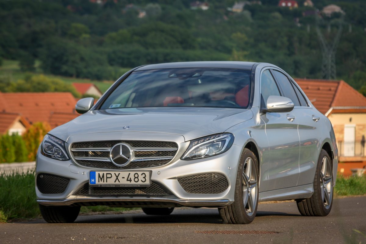 MERCEDES-BENZ
