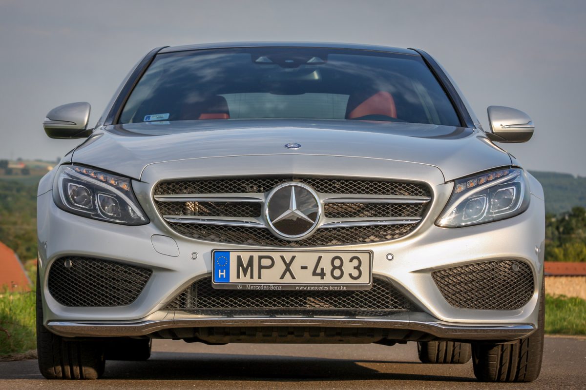 MERCEDES-BENZ