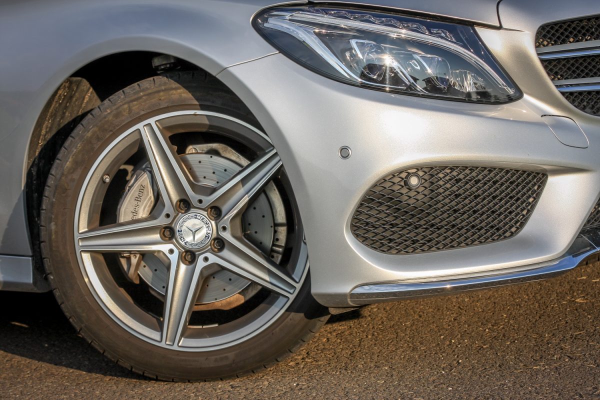 MERCEDES-BENZ C-OSZTÁLY
