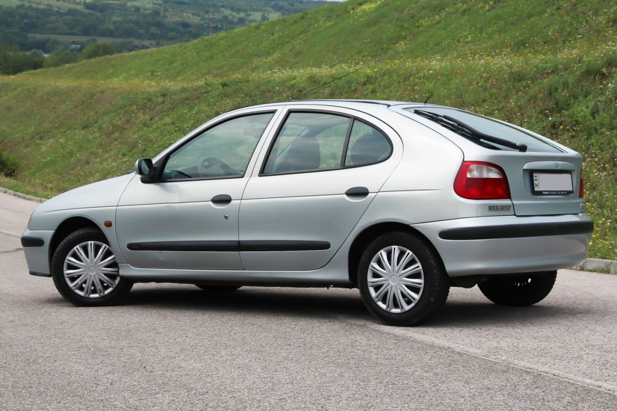 RENAULT