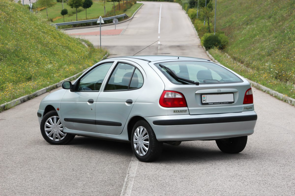 RENAULT