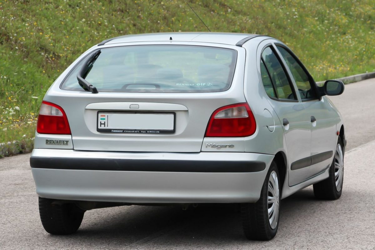 RENAULT