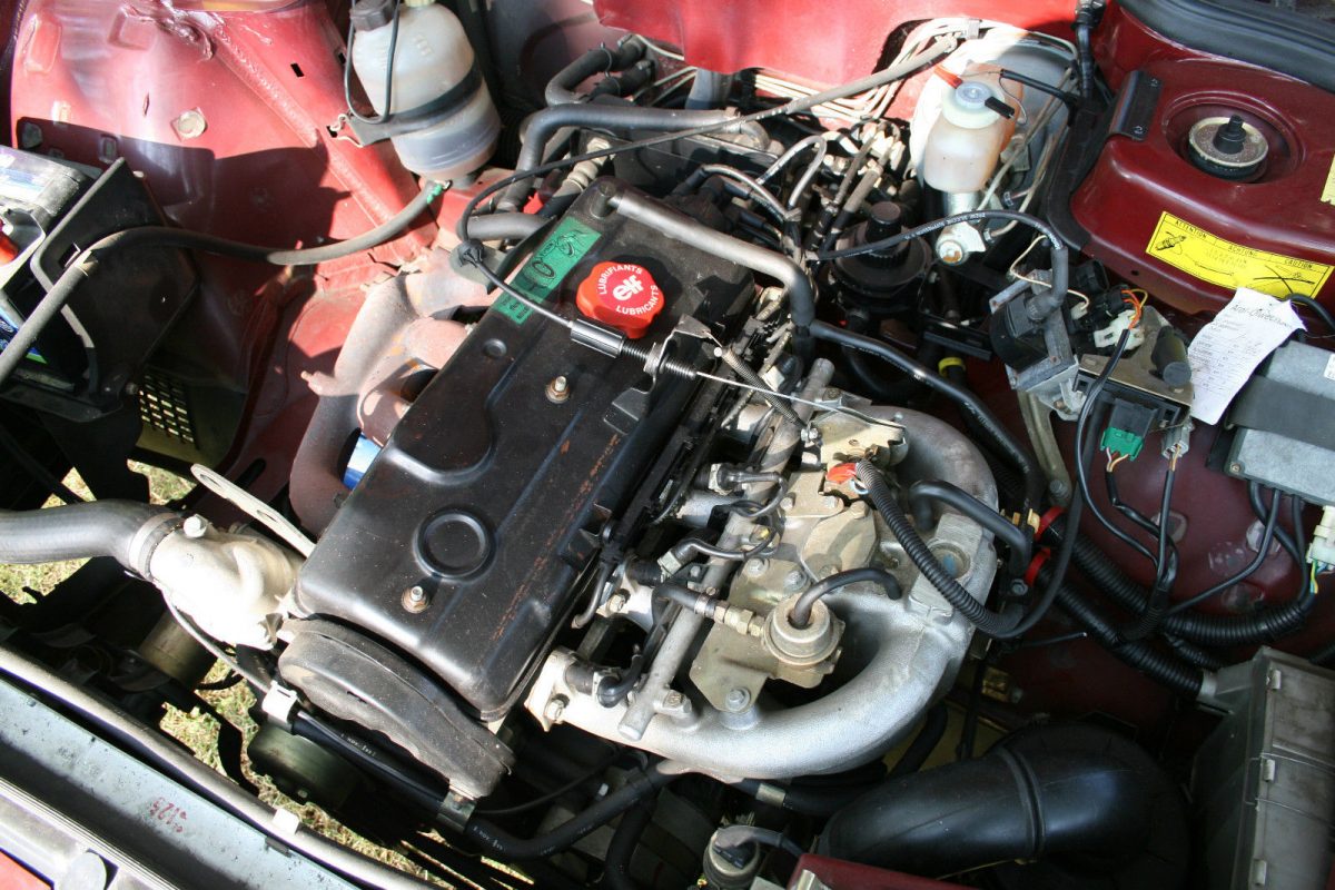 RENAULT R 25
