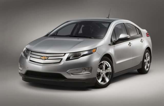 Új alapokon jön 2016-ra a szebb formájú Chevy Volt