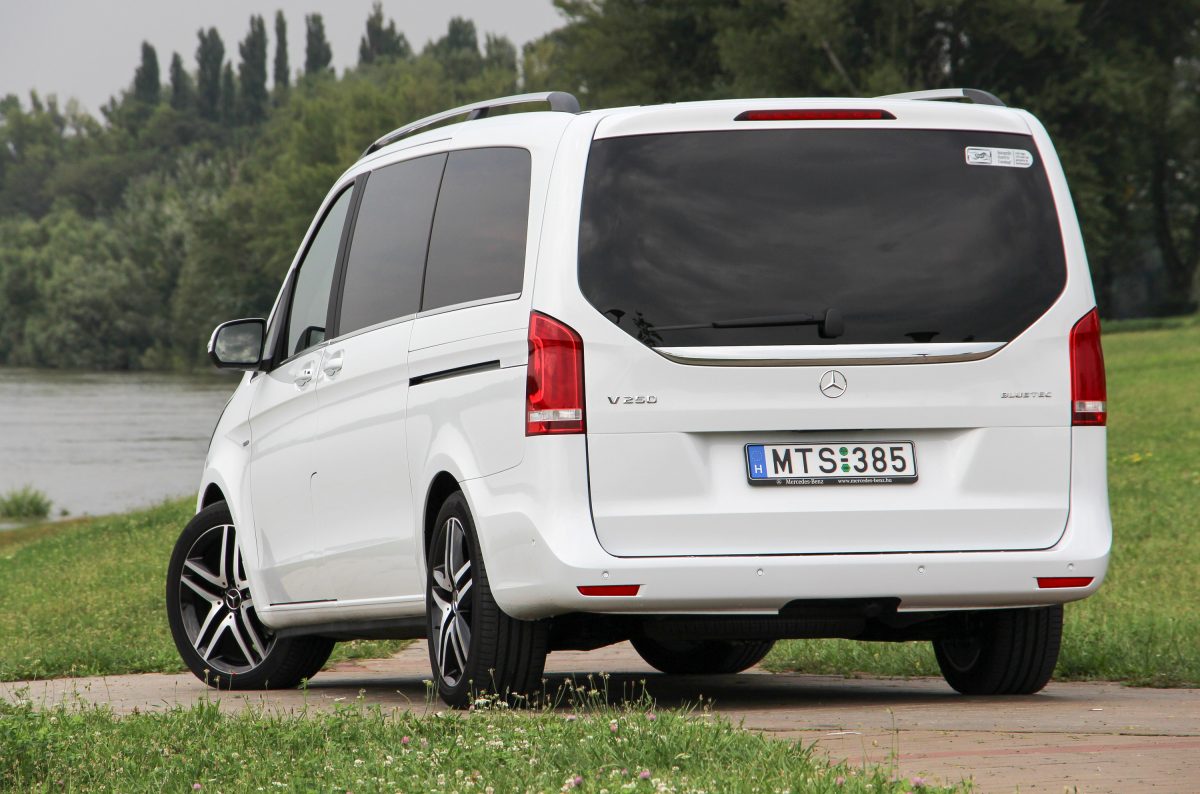 MERCEDES-BENZ V-OSZTÁLY
