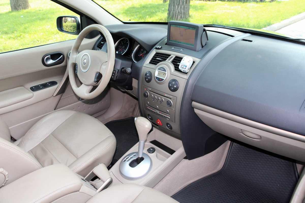 RENAULT MEGANE