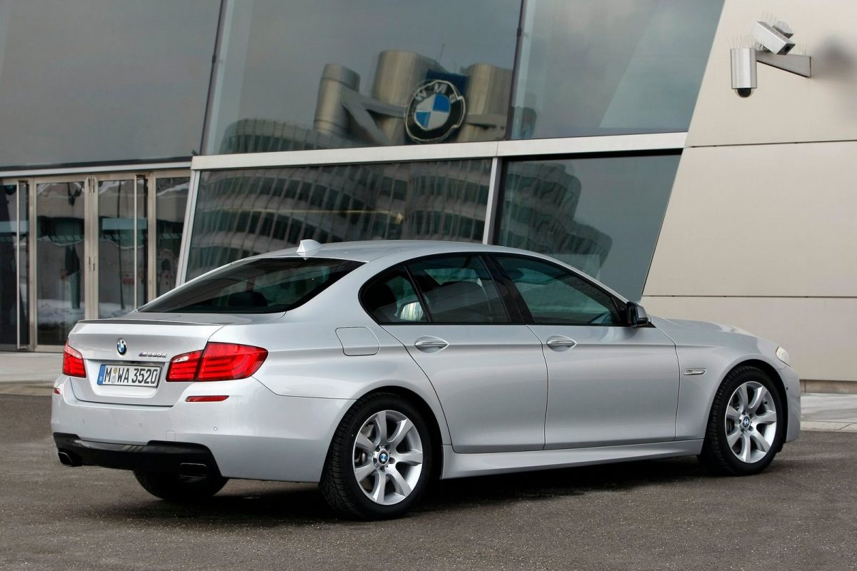 BMW 5-ÖS SOROZAT