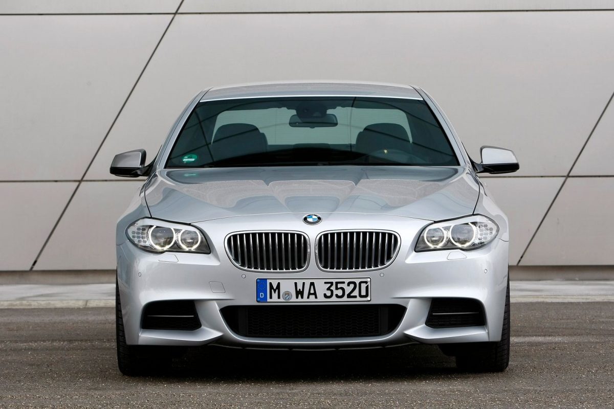 BMW 5-ÖS SOROZAT