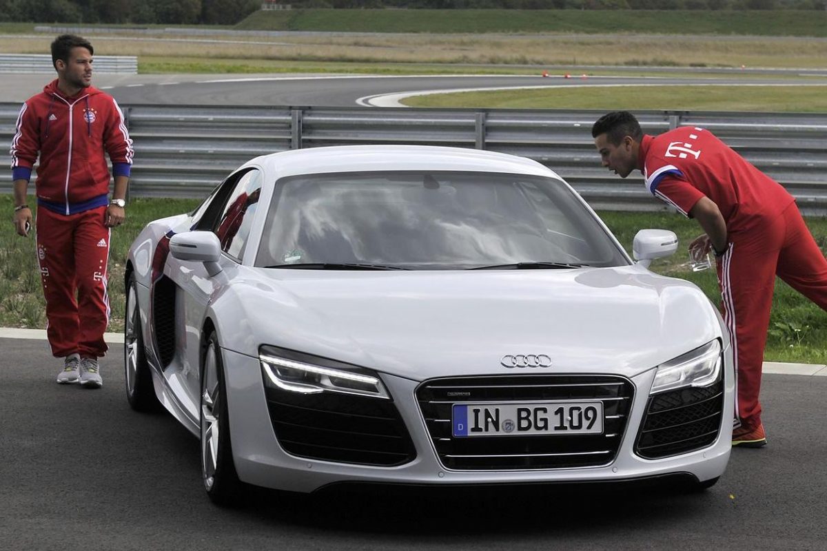 AUDI