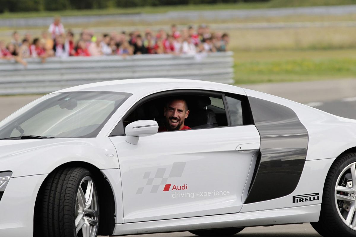 AUDI
