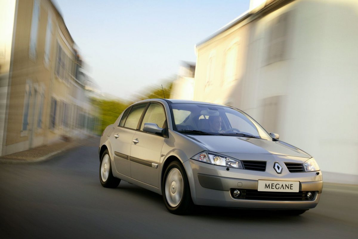 RENAULT