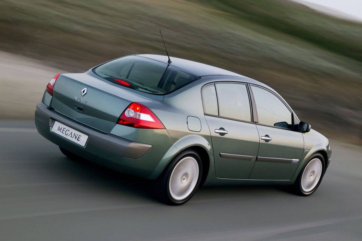 RENAULT
