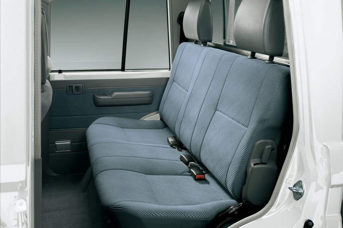 TOYOTA LAND CRUISER