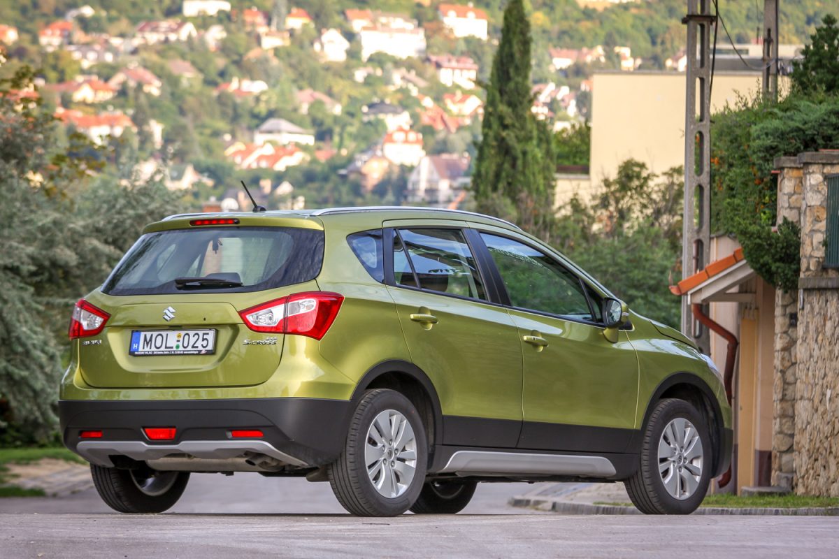 SUZUKI SX4 S-CROSS