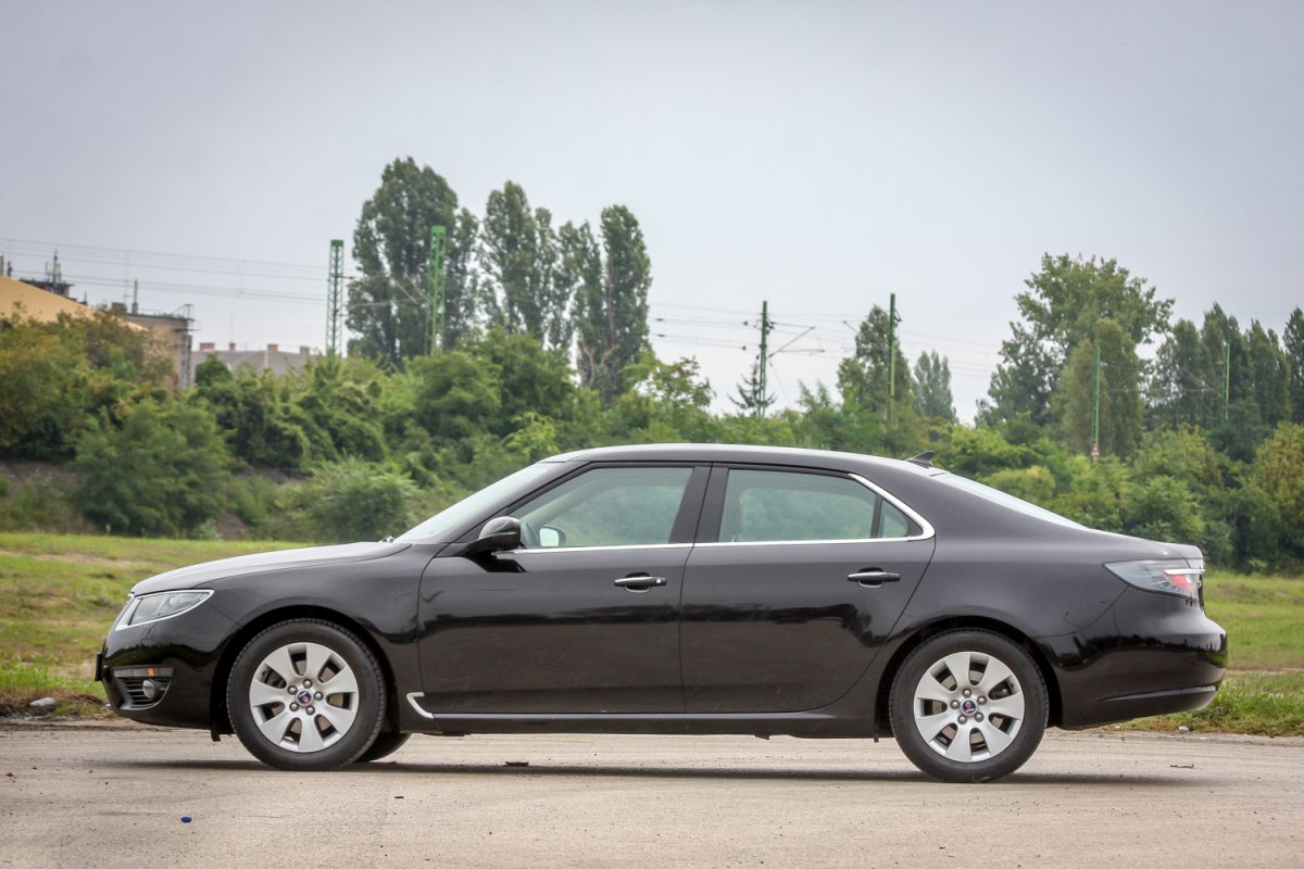 SAAB 9-5