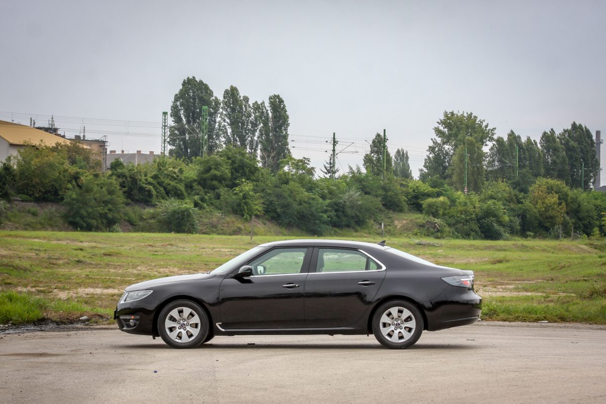 SAAB 9-5