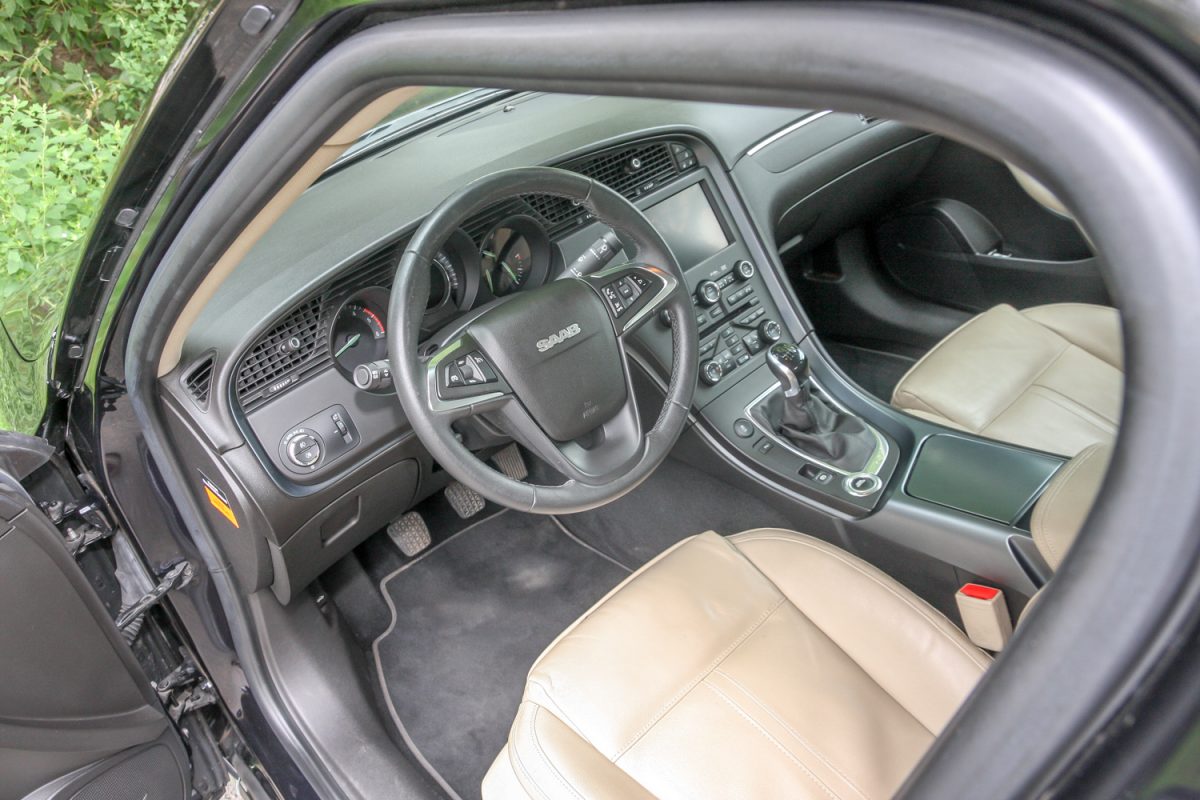 SAAB 9-5