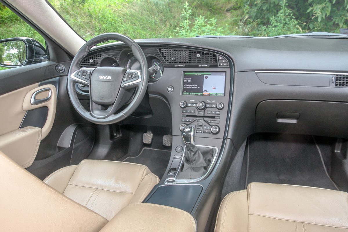 SAAB 9-5