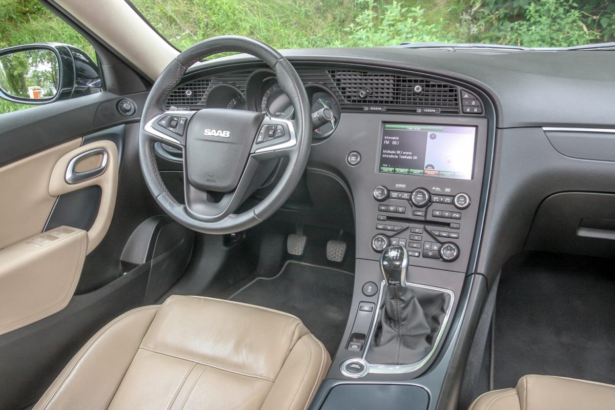 SAAB 9-5