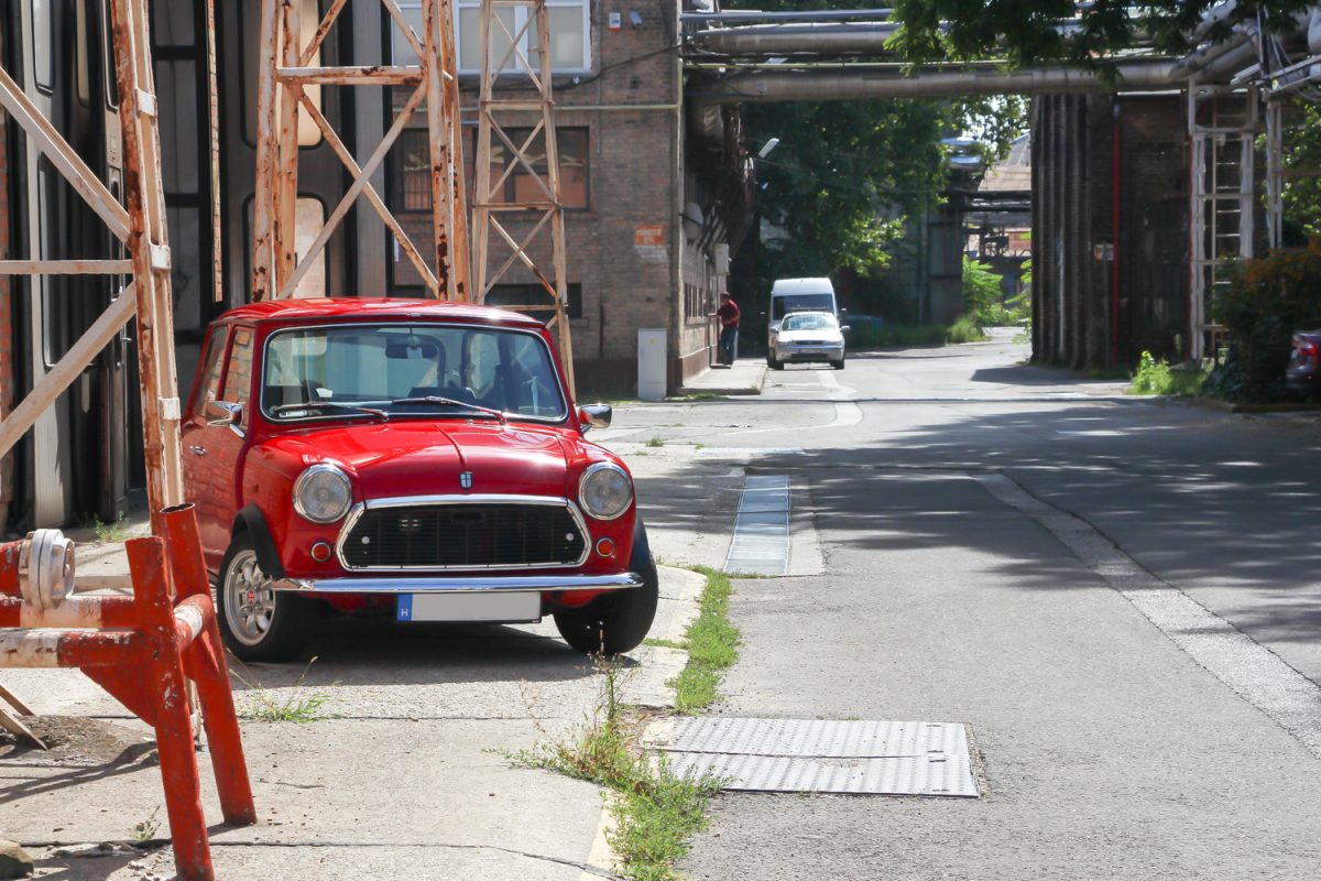 MINI