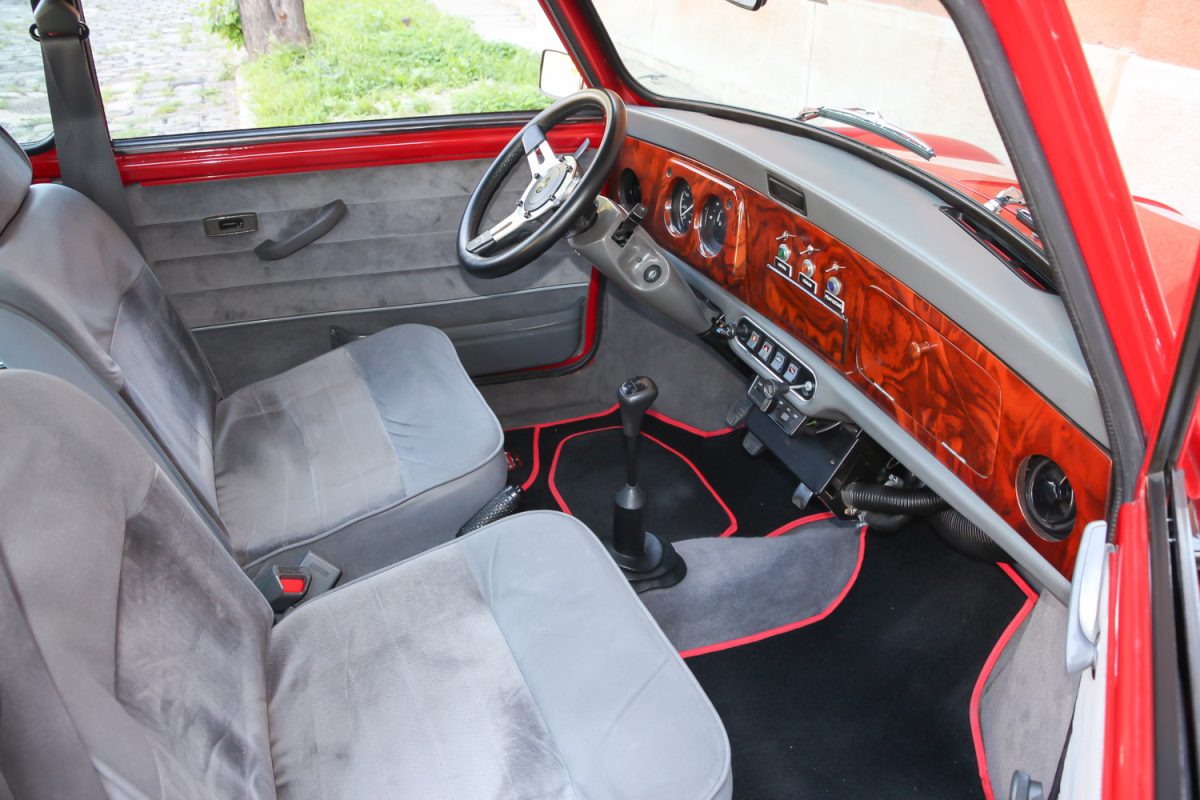 MINI