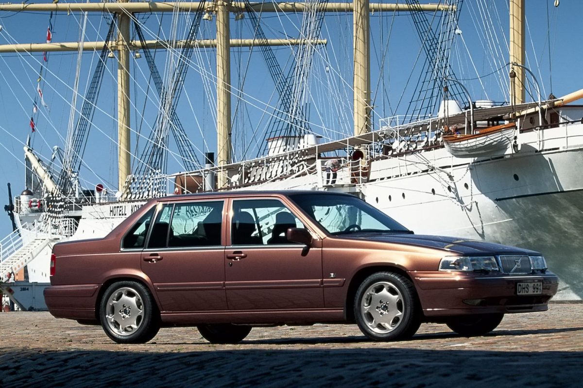 VOLVO